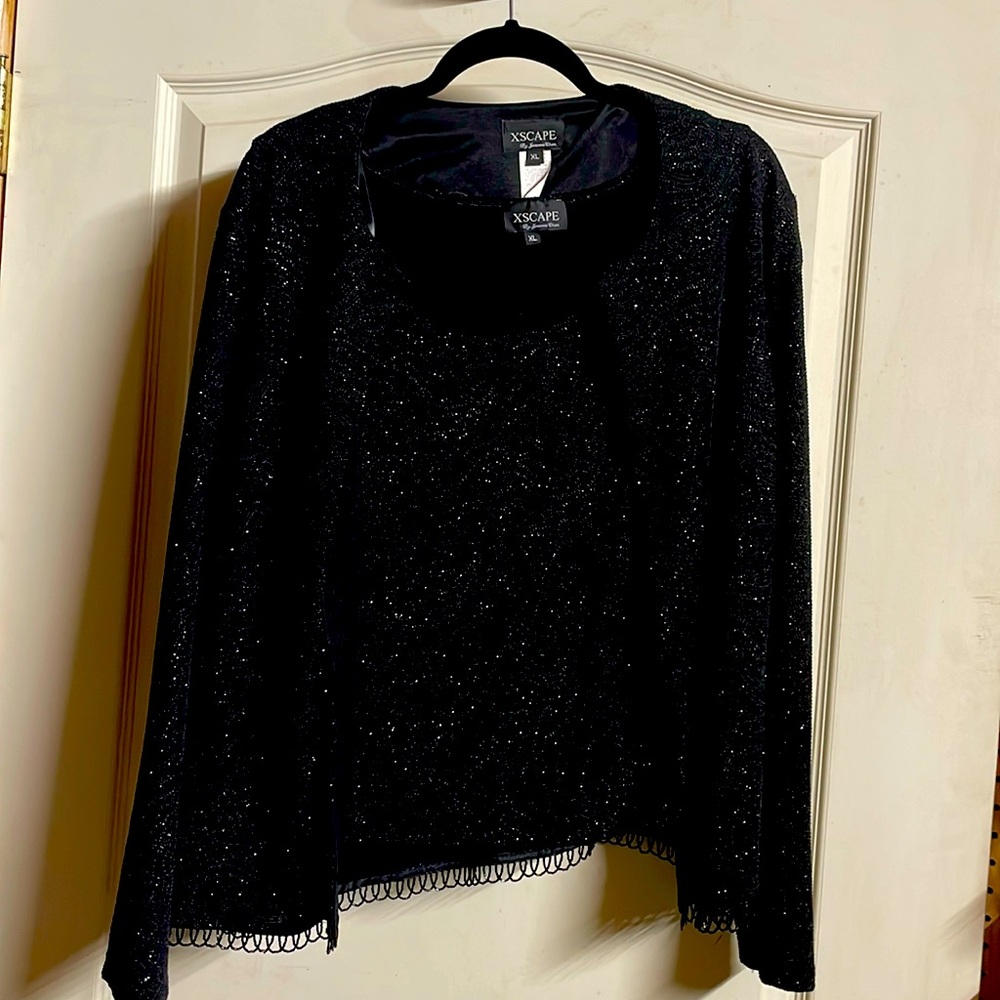 Xscape by Joanna Chen ladies, black shimmery shell and lightweight jacket xl